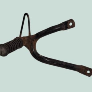 Patte de fixation et repose pied passager droite de YAMAHA 125 TW