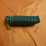 Repose pied passager coté droite pour plusieurs modèles de HONDA.