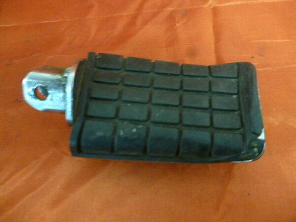Repose pied avant gauche HONDA PC 800