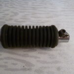 Repose pied arrière de Suzuki 125 GZ Maraudeur