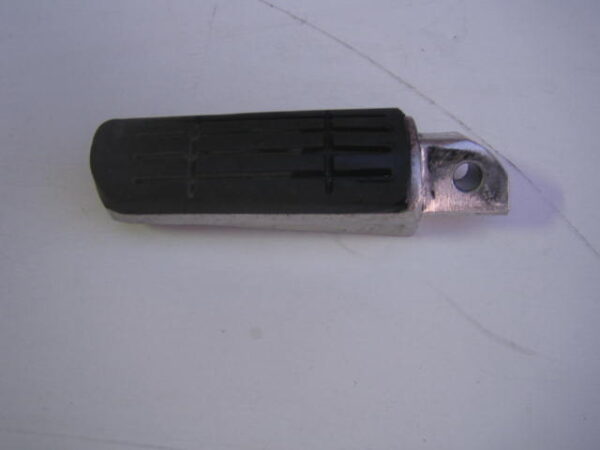 Repose pied droit passager Yamaha