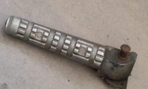 Repose pied arrière complet YAMAHA 600 FZ6
