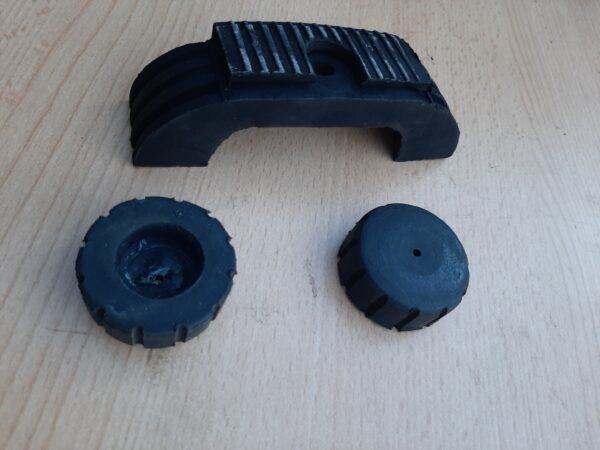Kit silent blocs de réservoir YAMAHA 125 SR
