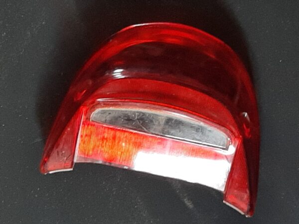 Cabochon de feu rouge Honda 125 Varadero