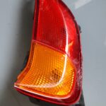 Feu arrière et clignotant droite de HONDA 125 Panthéon