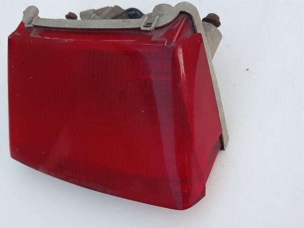 Feu rouge arrière et stop de Kawasaki GPX 750 R