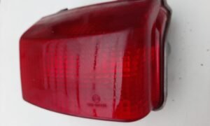 Feu rouge arrière et stop de Kawasaki 600 ZZR