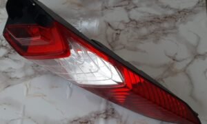 Feu arrière et clignotant de PEUGEOT 125 Satelis