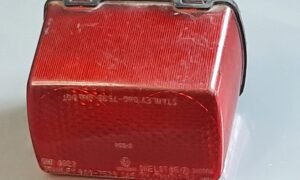 Feu rouge arrière et stop de SUZUKI 500 GS E et 650 DR