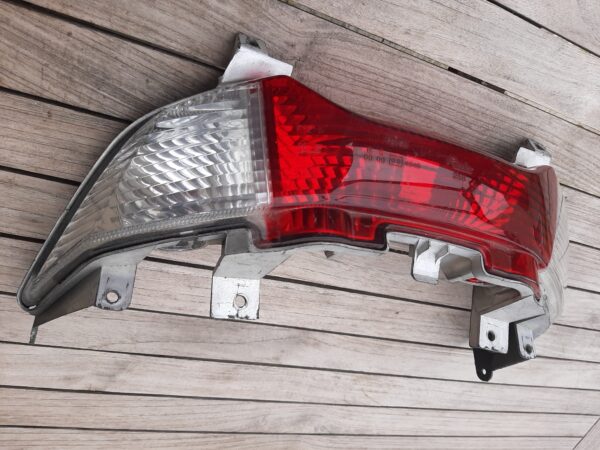 Bloc feu rouge stop et clignotants pour SUZUKI 125 Burgman – Image 2