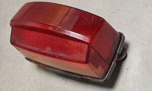 Feu arrière stop de YAMAHA TDR 125, TDM 850 et FZR 1000