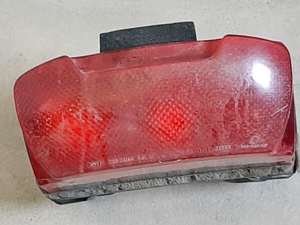 Feu rouge de Yamaha 1000 Thunderace