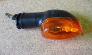 Clignotant YAMAHA FZ1, FZ6, TDM 900, R6, R1