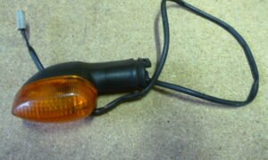 Clignotant YAMAHA R1 , R6 , FZ1 , FZ6 , FZ8 et TDM 900