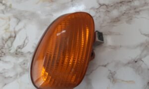 Clignotant arrière gauche de YAMAHA Neo's et MBK Ovetto
